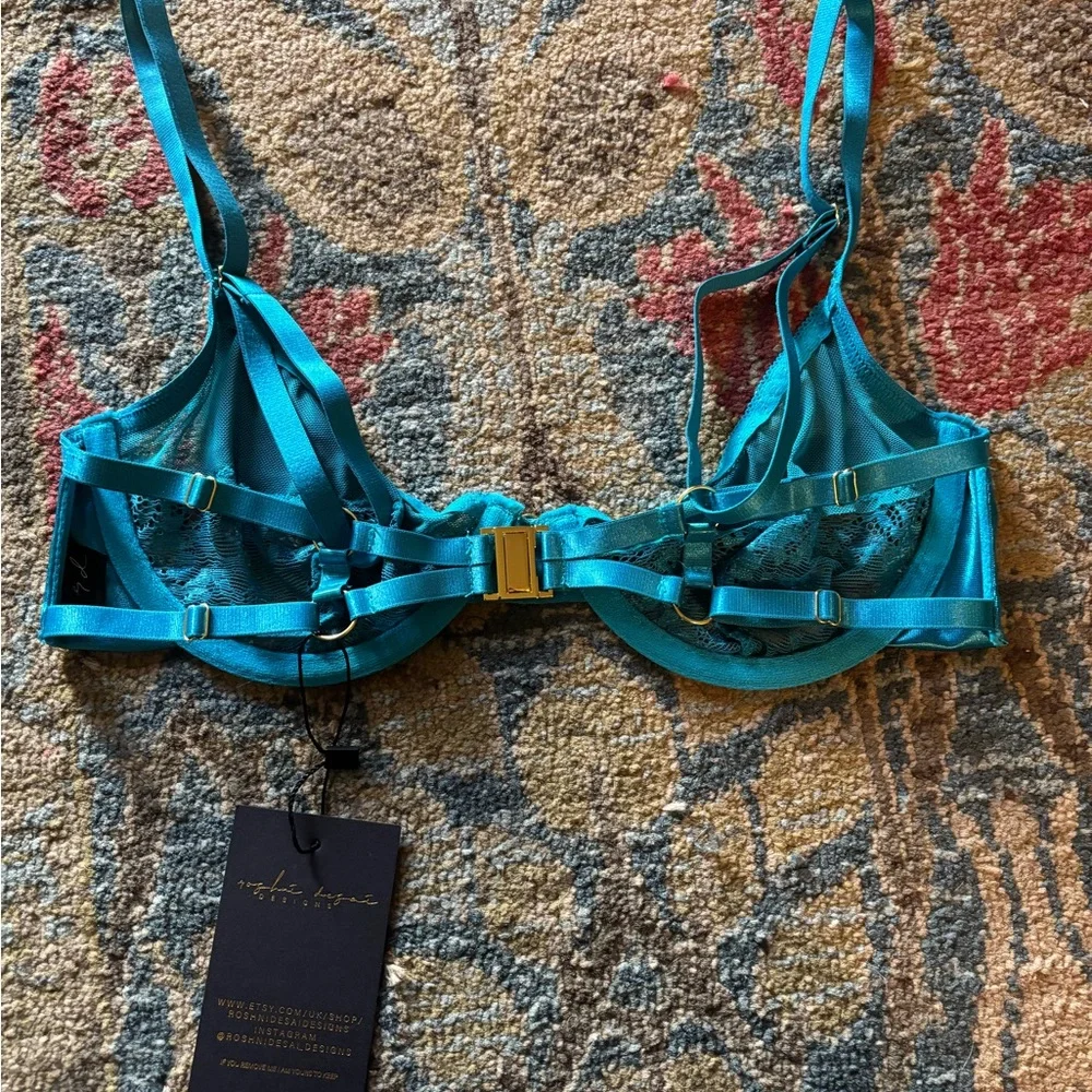 Small Roshni Desai & things bra - Picture 2 of 4